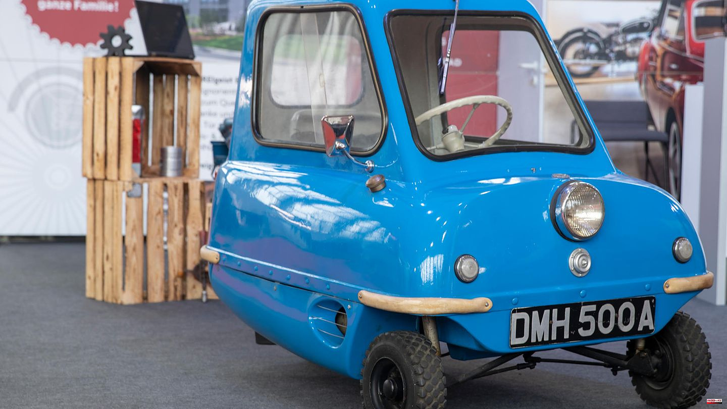 smallest car in the world: mini car from the construction kit: cult model Peel P50 experiences rebirth with an electric motor