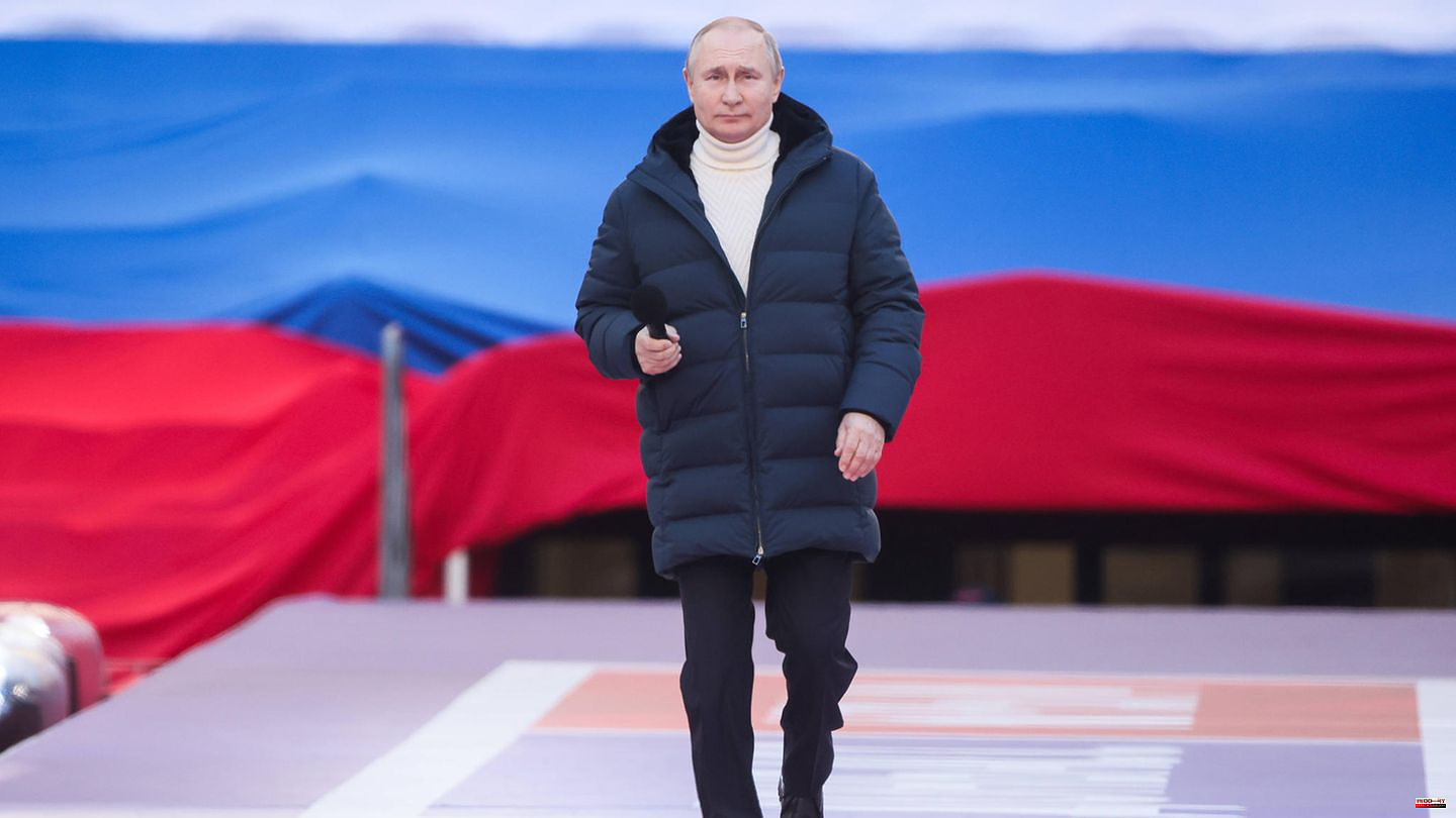 A year of war: mega-show for Putin – how 200,000 spectators are raised in Moscow