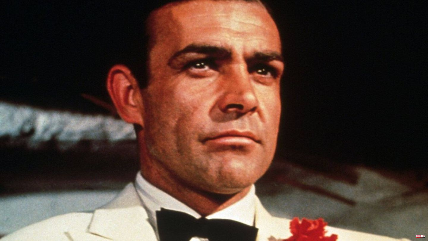 "James Bond": Ian Fleming's books are being revised