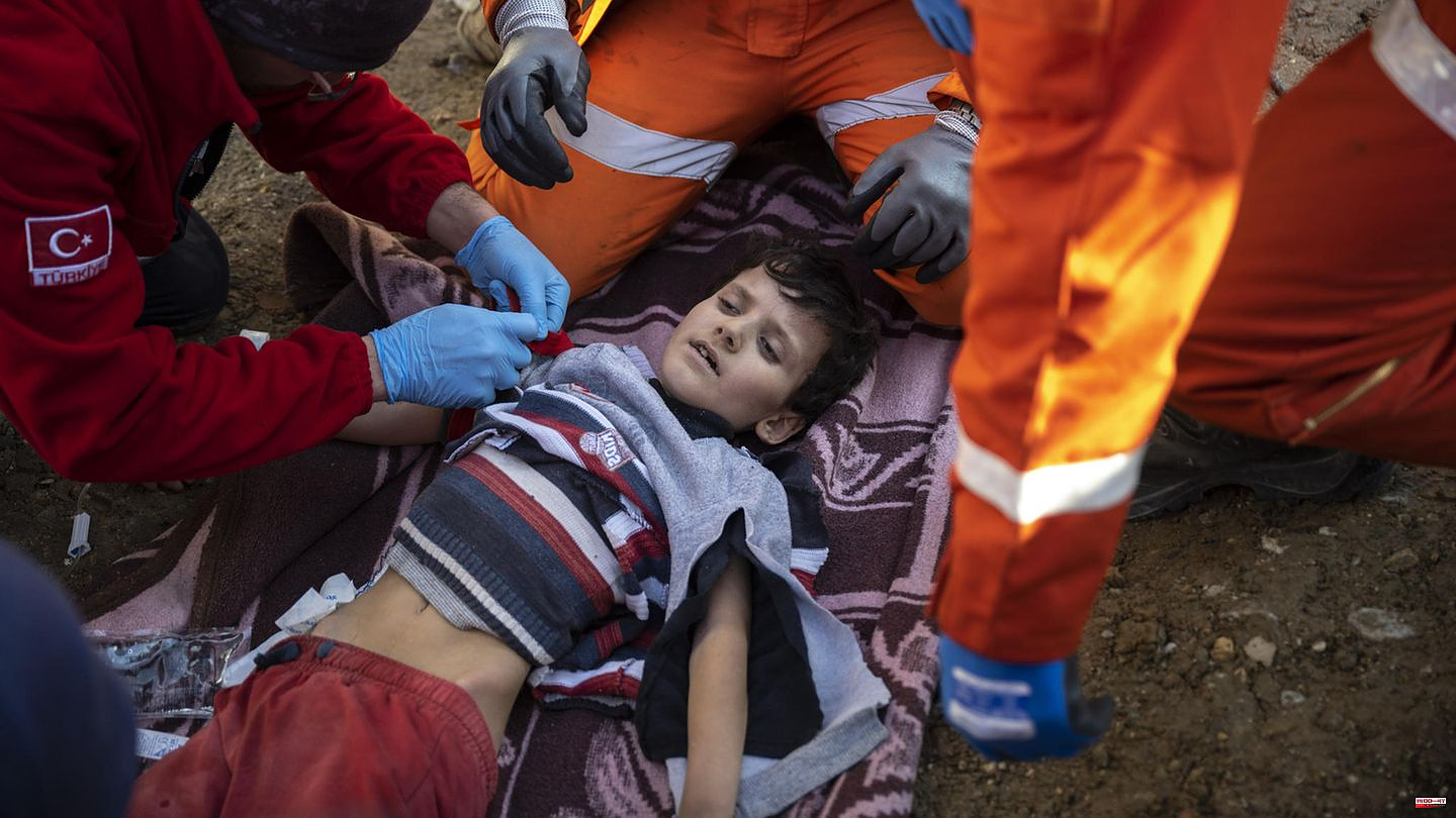 Earthquake in Turkey: Helpers rescue 13-year-olds from the rubble - after 228 hours