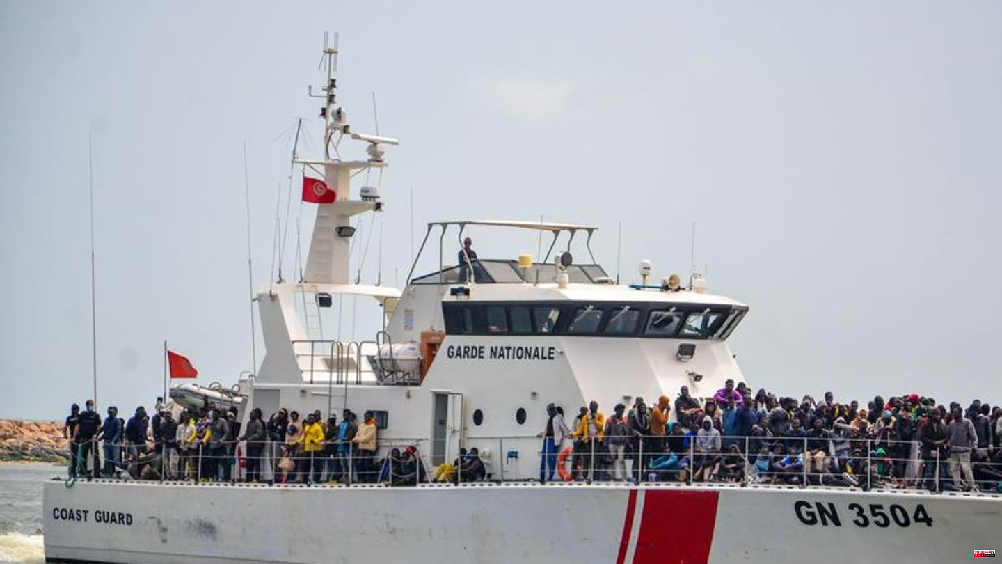 Refugees: Illegal Migration: European Politicians in Tunisia