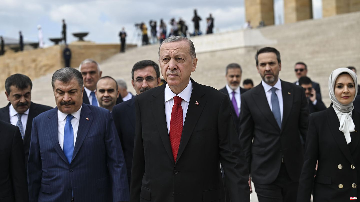 Forming a government in Turkey: Between pragmatism and economic rationality: How Erdogan surprises with his new cabinet