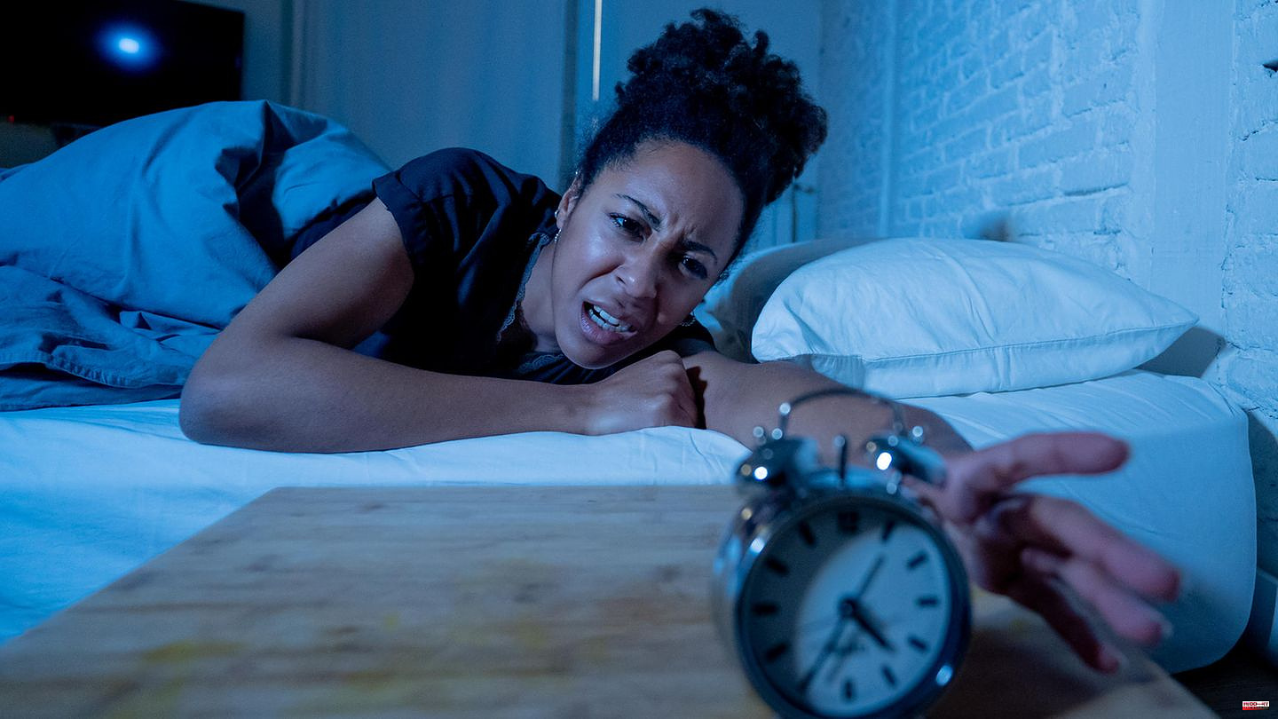 Bad habits: Night owls die earlier than early risers - but it's not because of lack of sleep
