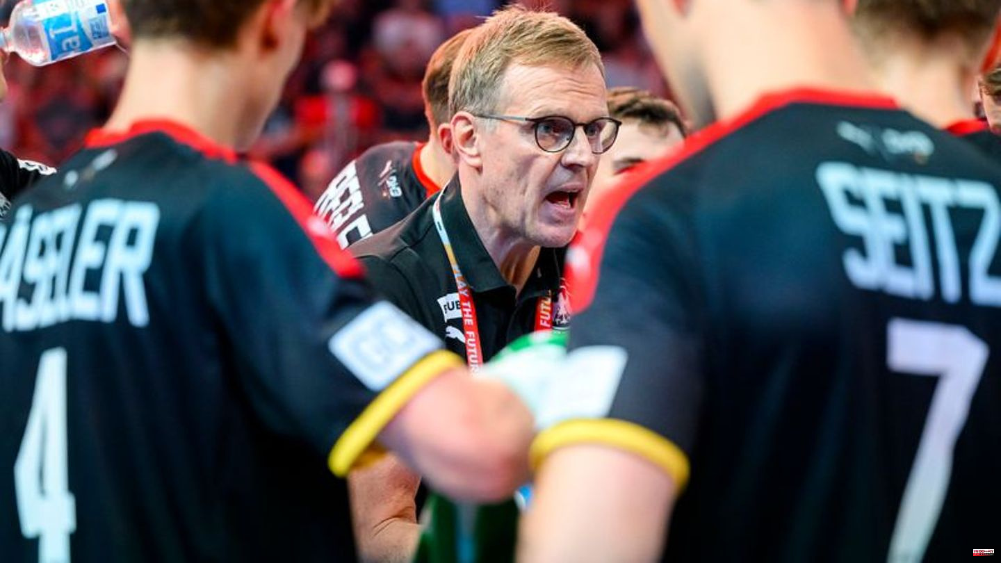 Victory against Serbia: German U21 handball players in the World Cup final