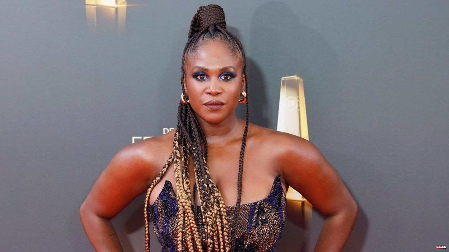 Motsi Mabuse: She shows herself without make-up in a bathing suit