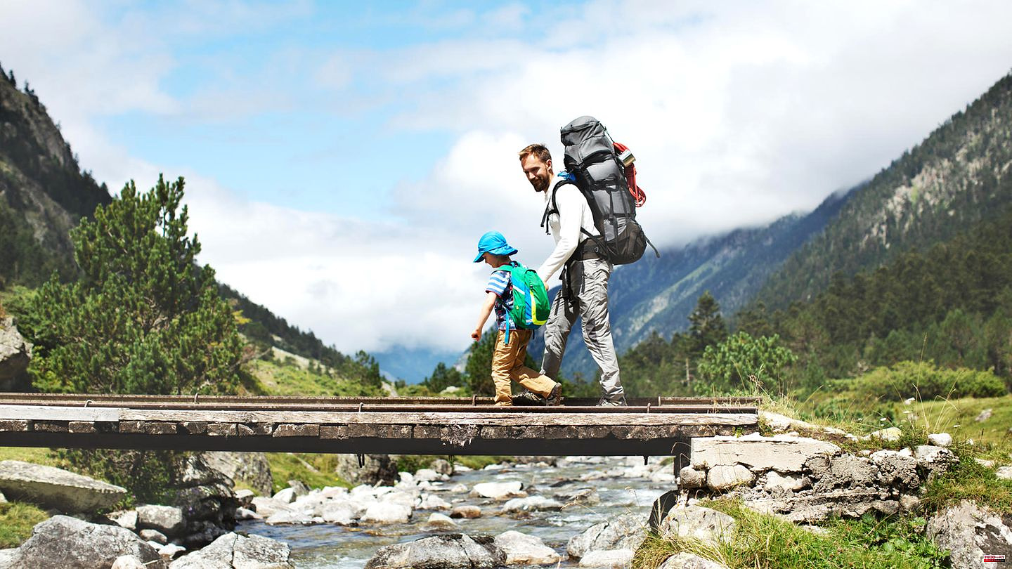 Out into nature: Adventure hiking: This is how you ensure safety and comfort for your children
