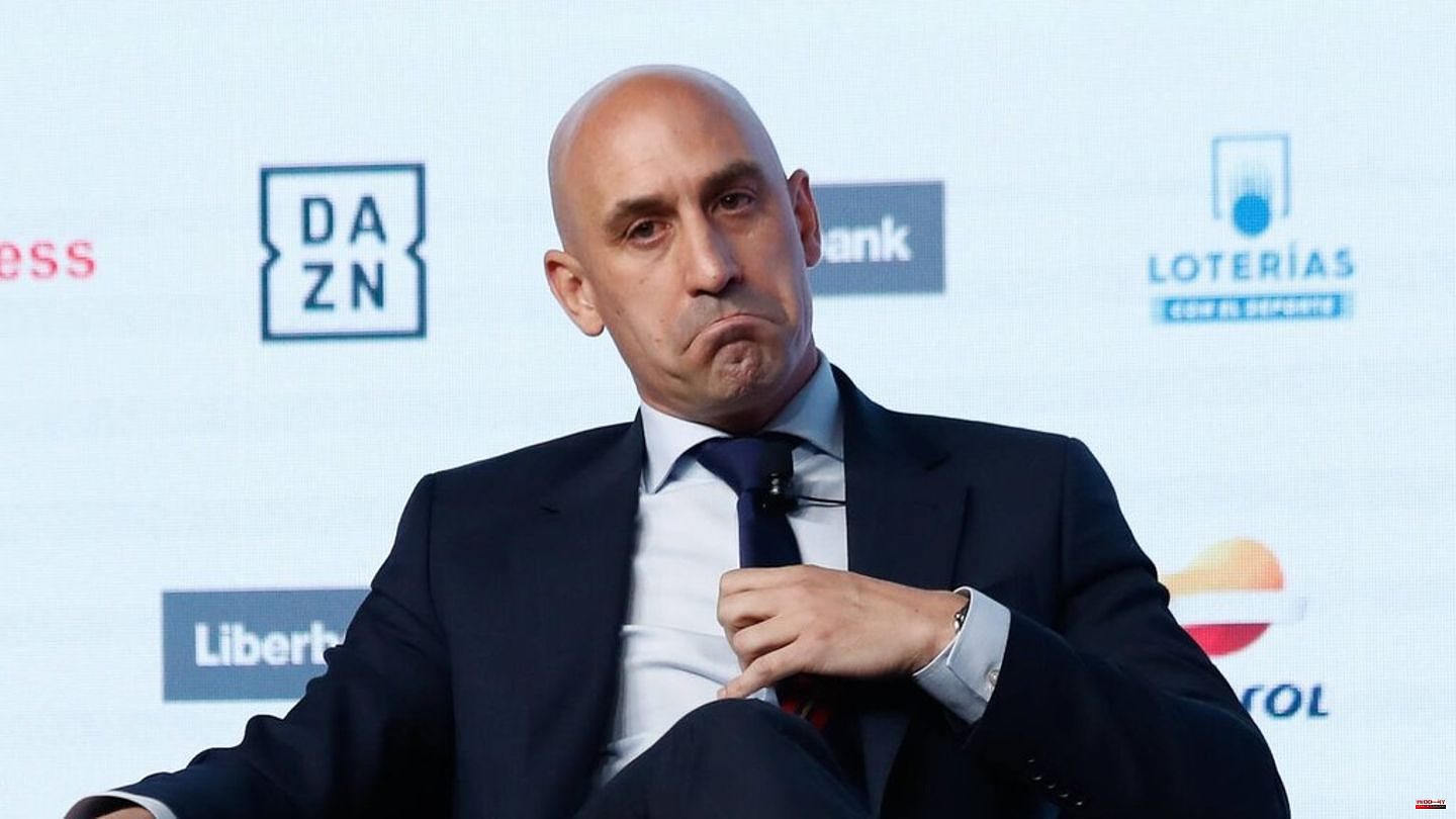 Spain's association president: Luis Rubiales suspended after kiss scandal
