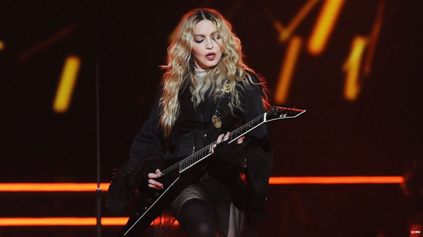 After infection: Madonna attends a concert by superstar Beyoncé