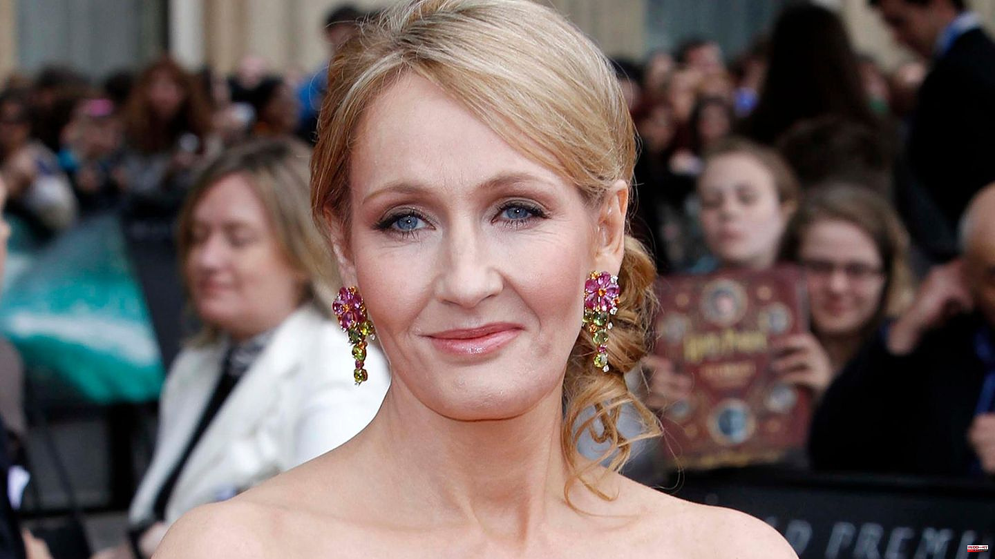 25th Anniversary : J.K. Rowling tweeted himself offside – but "Harry Potter" will always remain magical