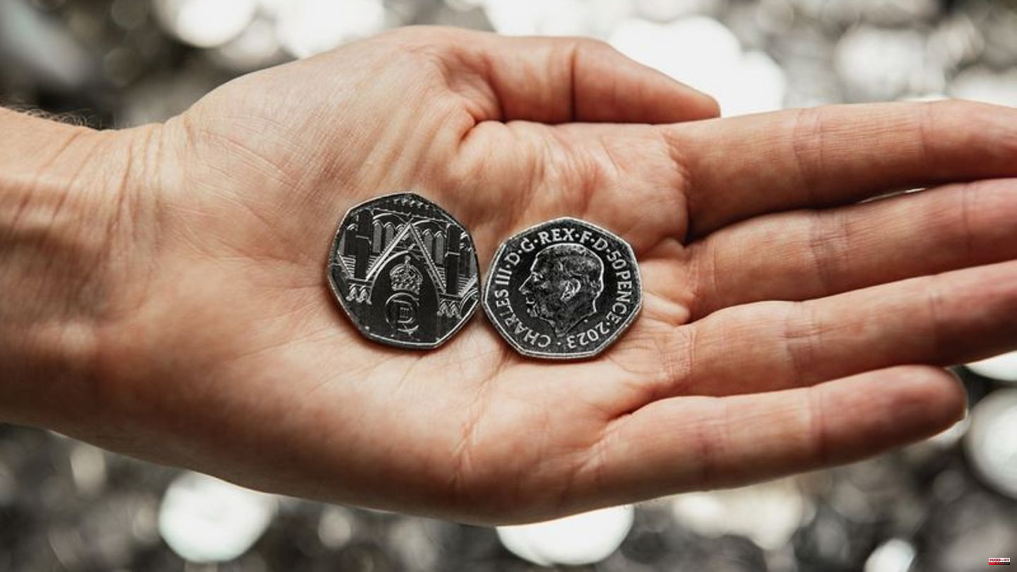 UK: New 50p coin featuring Charles commemorates coronation