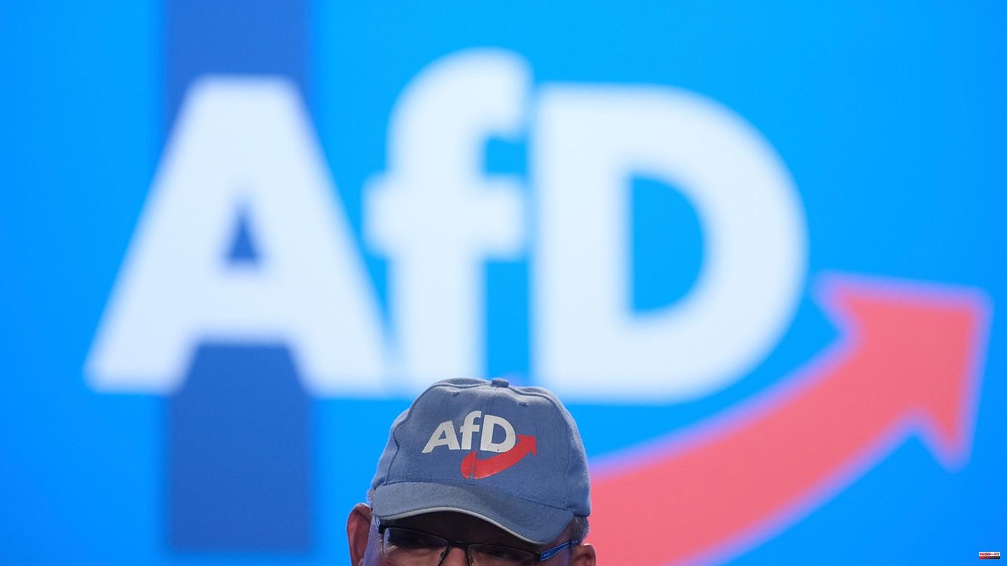 PANORAMA NEWS: Antifa publishes private addresses of AfD candidates