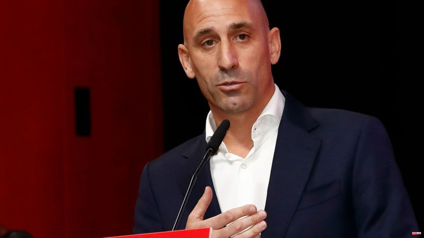 Kiss scandal: Presidents of the regional associations call for Rubiales' resignation