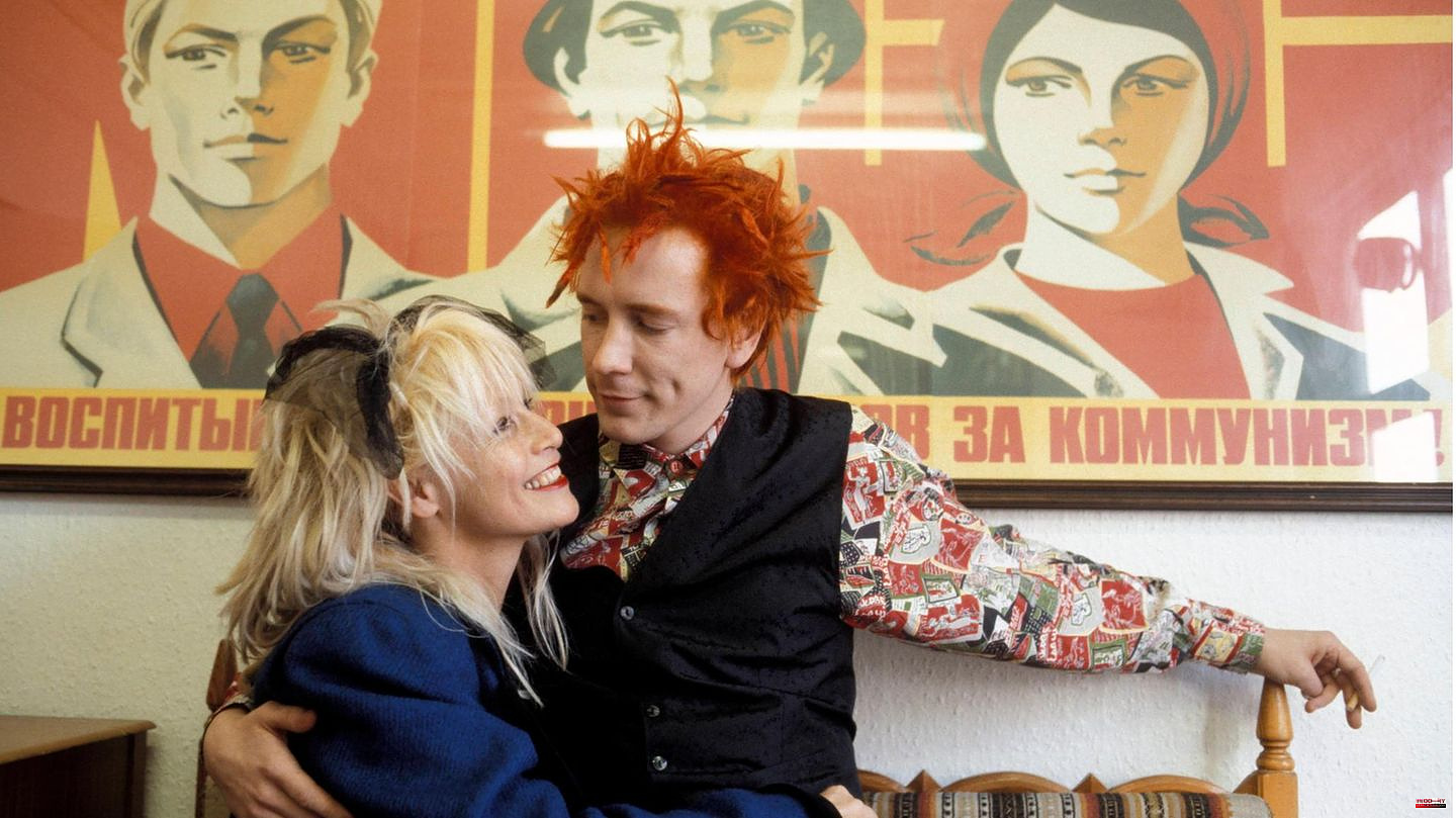 Sex Pistols singer: Johnny Rotten cared for his wife with Alzheimer's at home until she died: "The greatest gift of my life!"