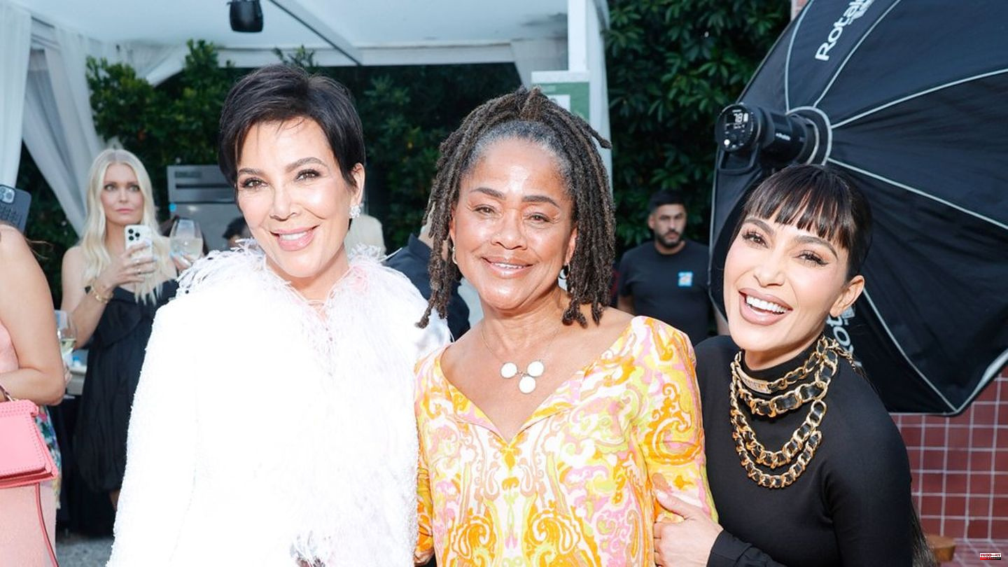 Kim Kardashian Posing Together at L.A. Charity Gala