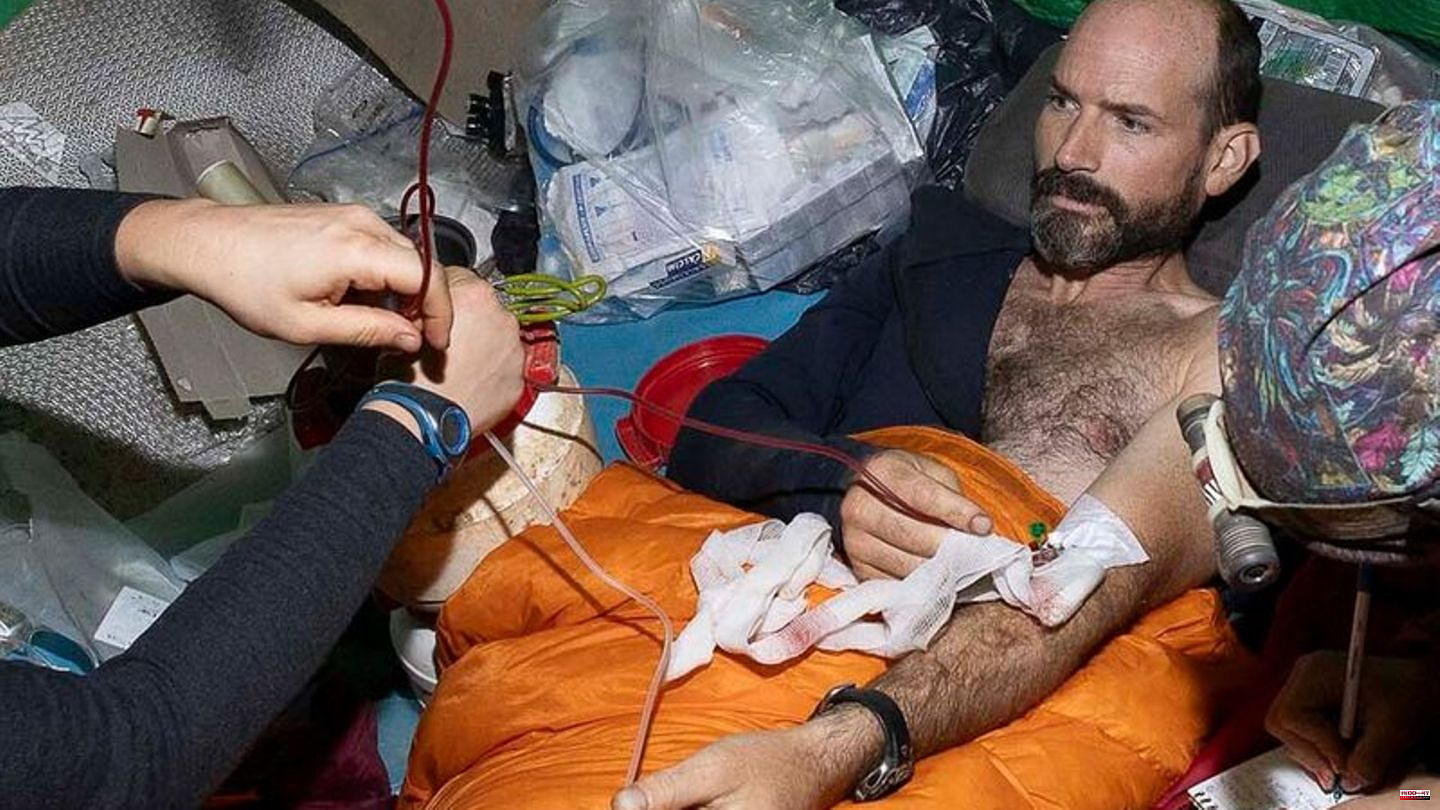 Türkiye: Sick US researcher rescued from cave after nine days