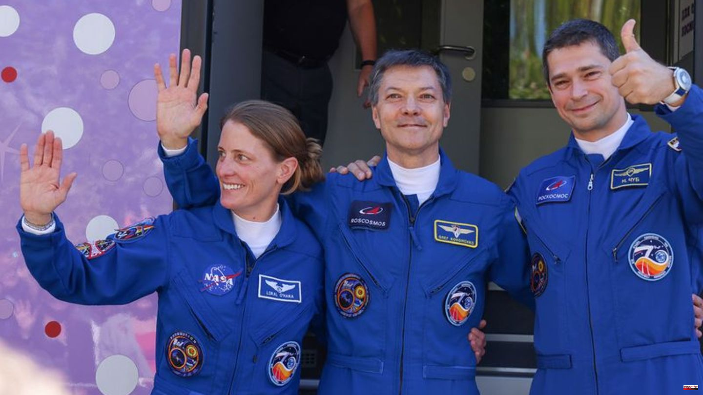 Space travel: Two Russians and a US astronaut flew to the ISS