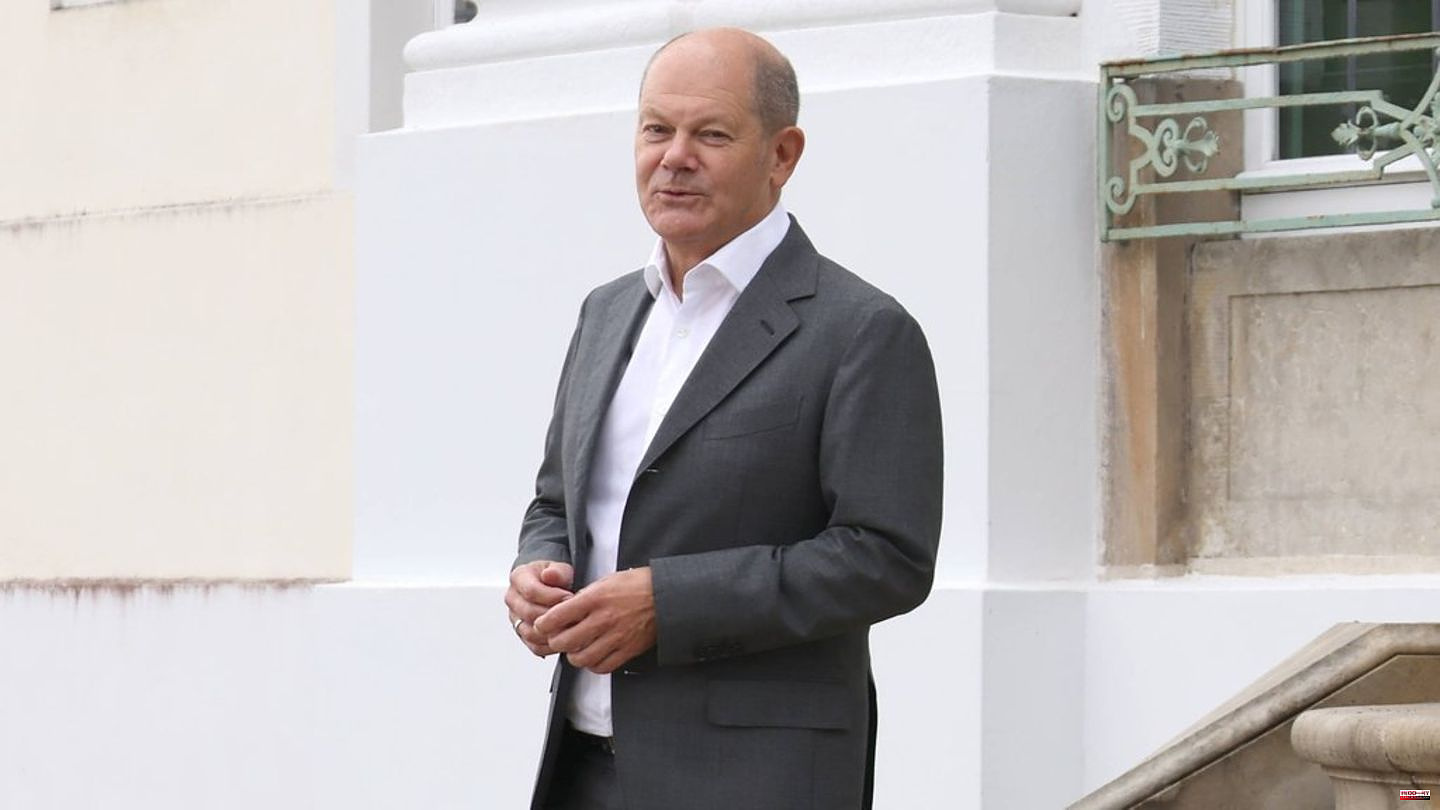 Olaf Scholz: bruises on his face after a jogging accident