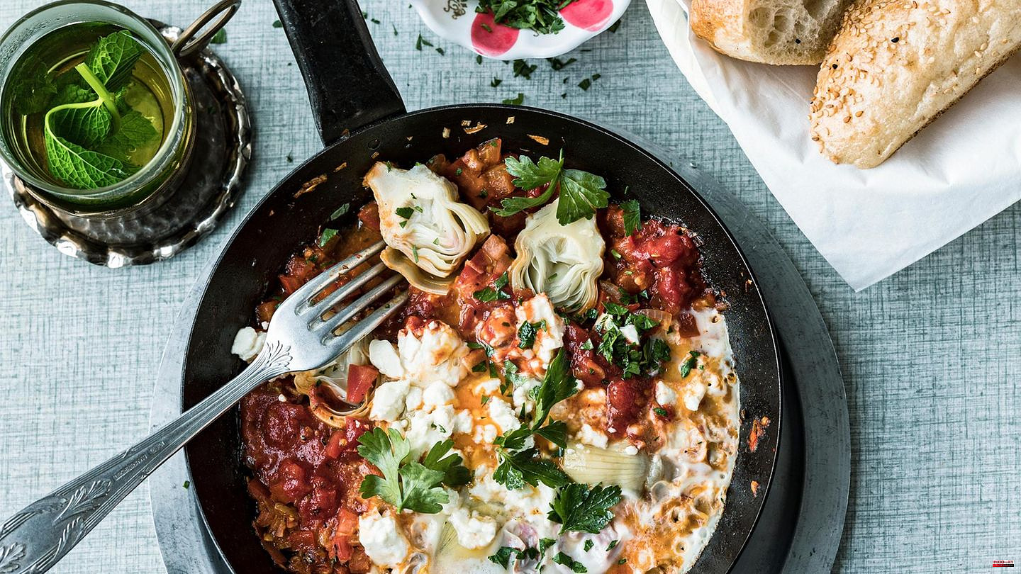 Simply eat – the enjoyment column: This is how you start the day successfully! Delicious menemen with artichoke hearts