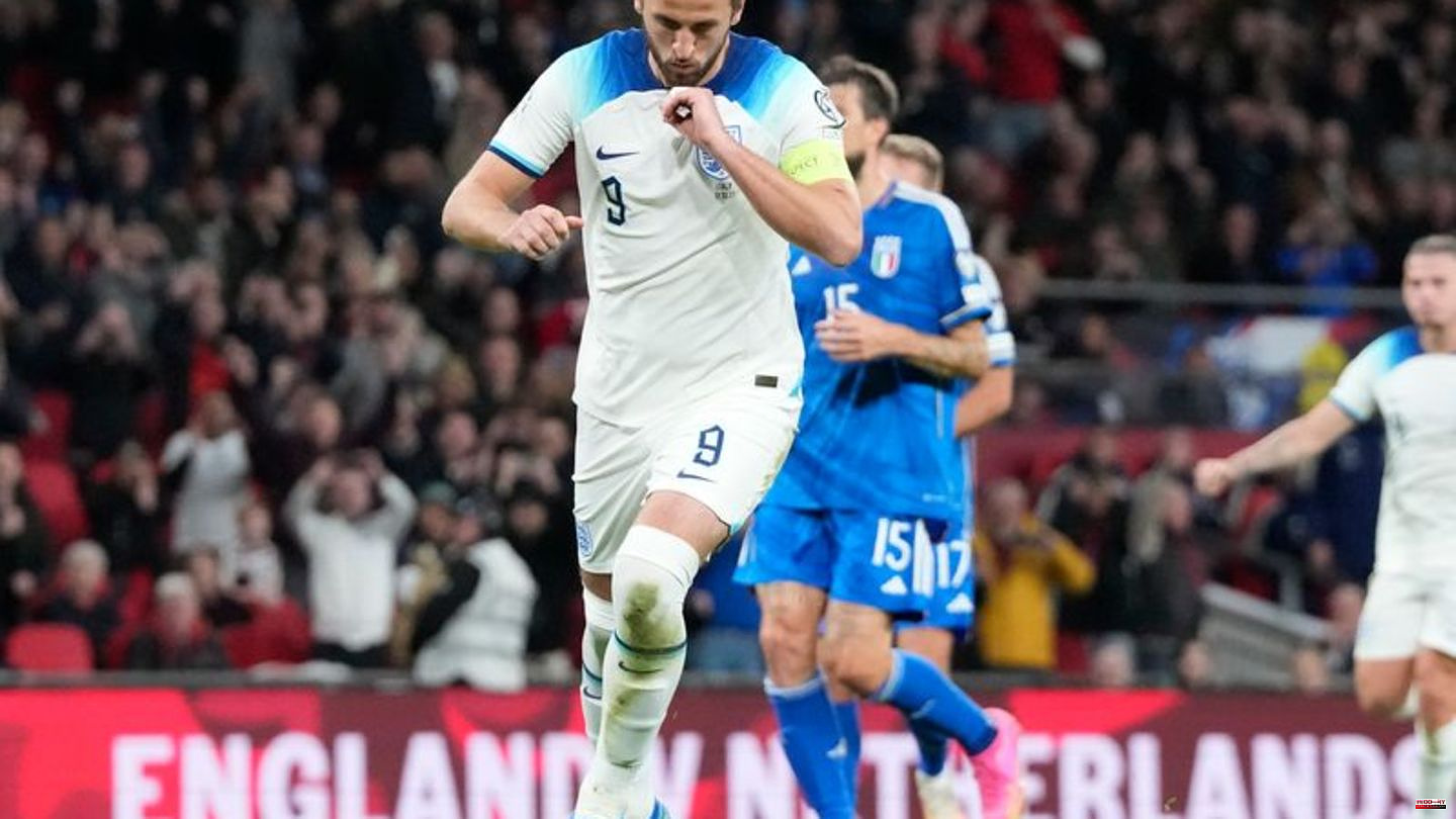 Football: Kane scores twice: England gets their ticket to the European Championship - Italy is worried