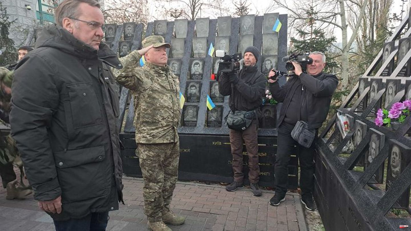 Ukraine war: Defense Minister Pistorius back in Kiev