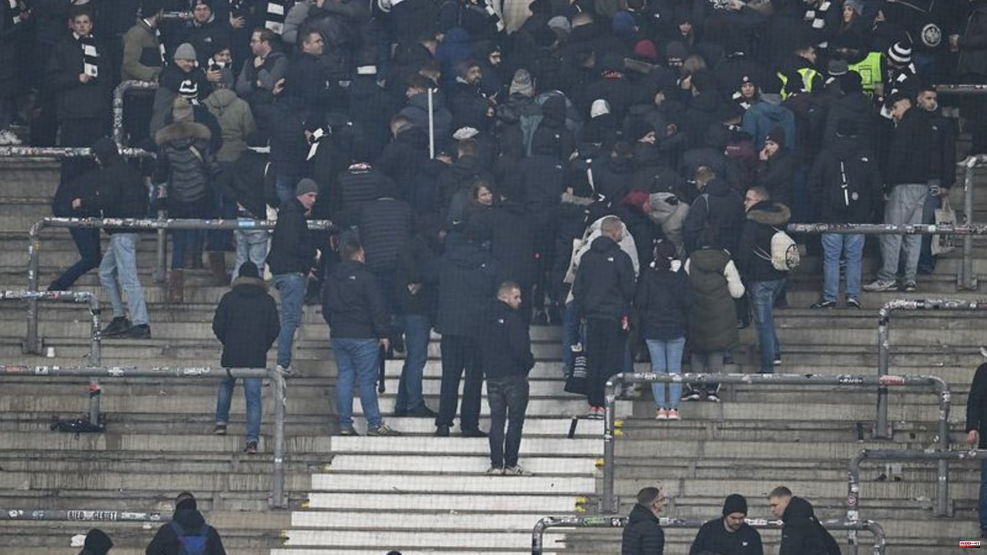 Bundesliga: Umbrella Association of Fan Aids: Ban pepper spray in stadiums