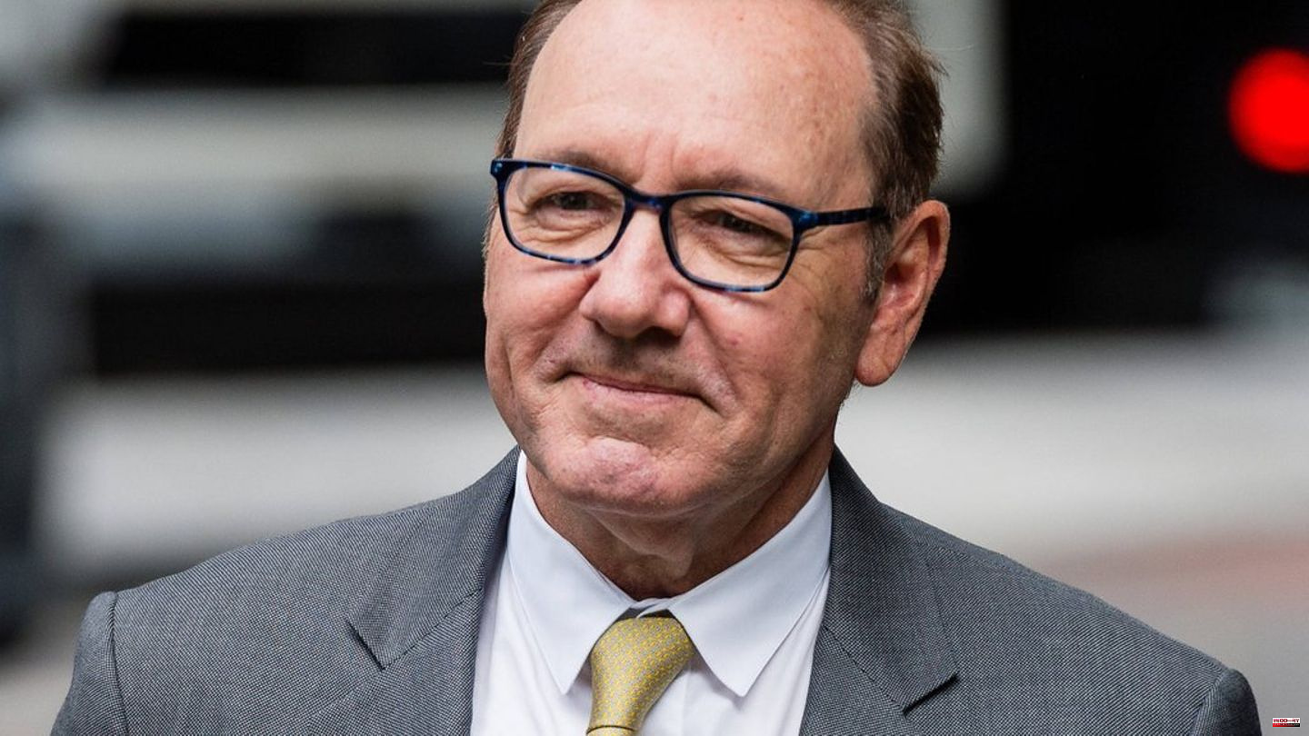 Kevin Spacey again as Frank Underwood: Star stays true to bizarre Christmas tradition