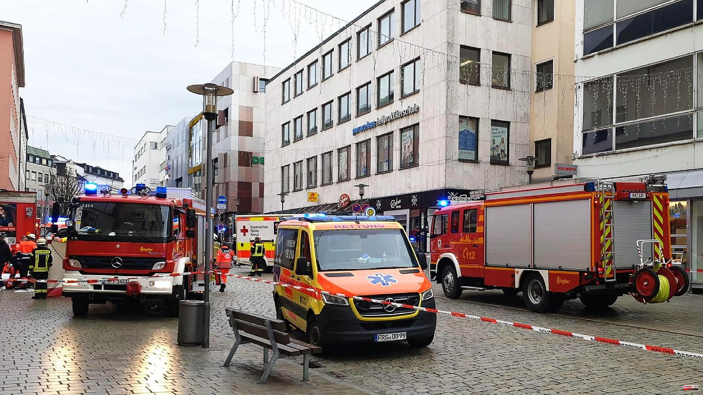 Large-scale operation in Passau: Truck drives into a group of people: mother of an eleven-year-old girl killed - first information about what happened