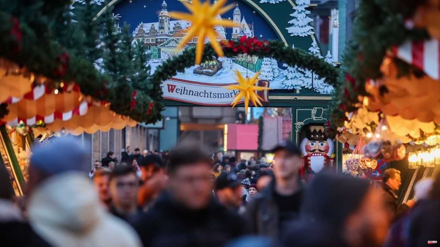 Customs: Silent Christmas markets: When music becomes too expensive