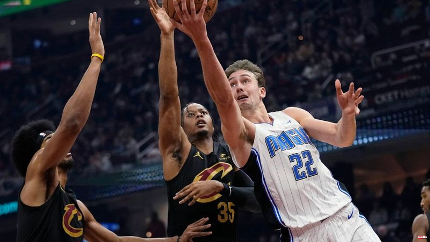 Basketball: NBA: Wagner brothers and Orlando lose again