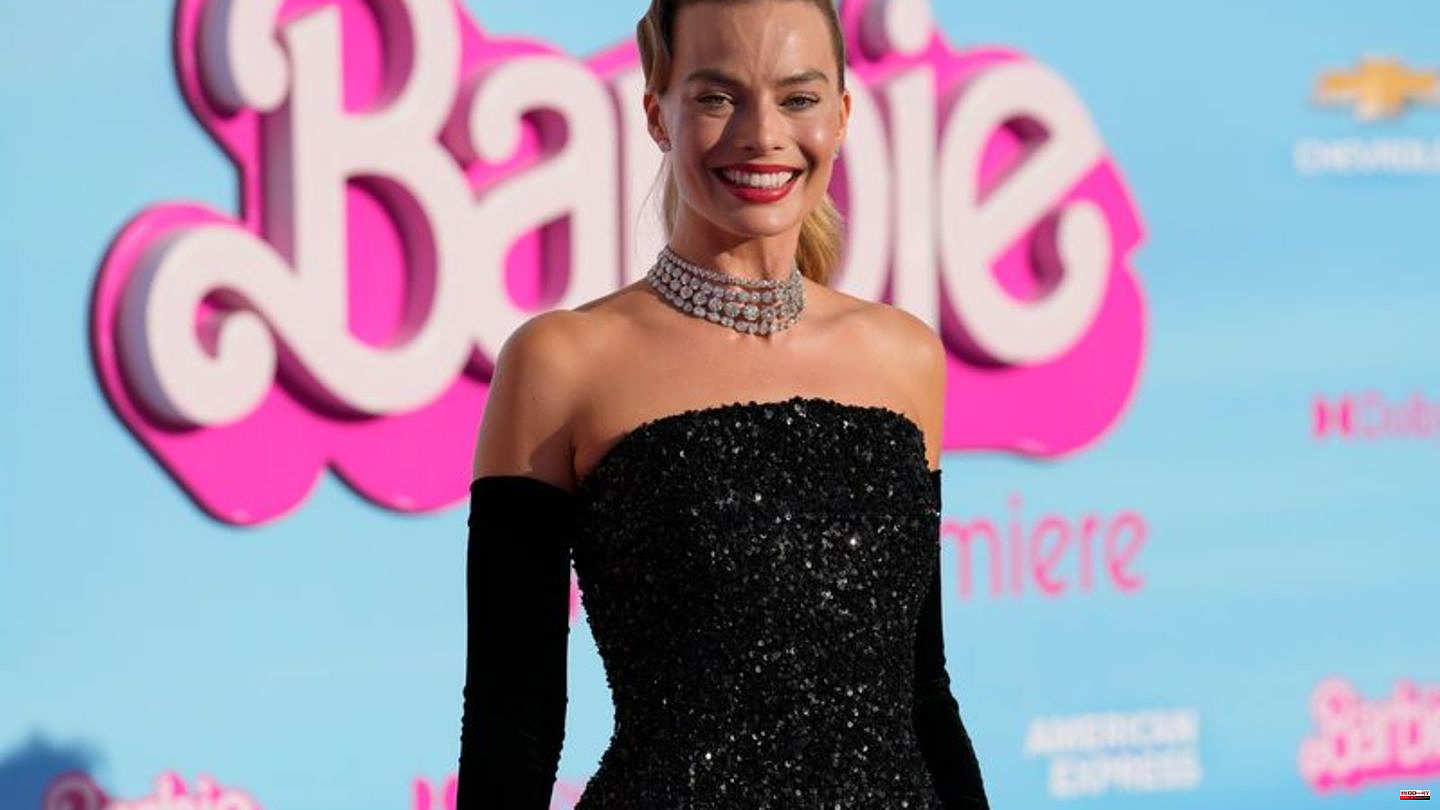 Hollywood: Margot Robbie and Warner Bros. negotiate production deal