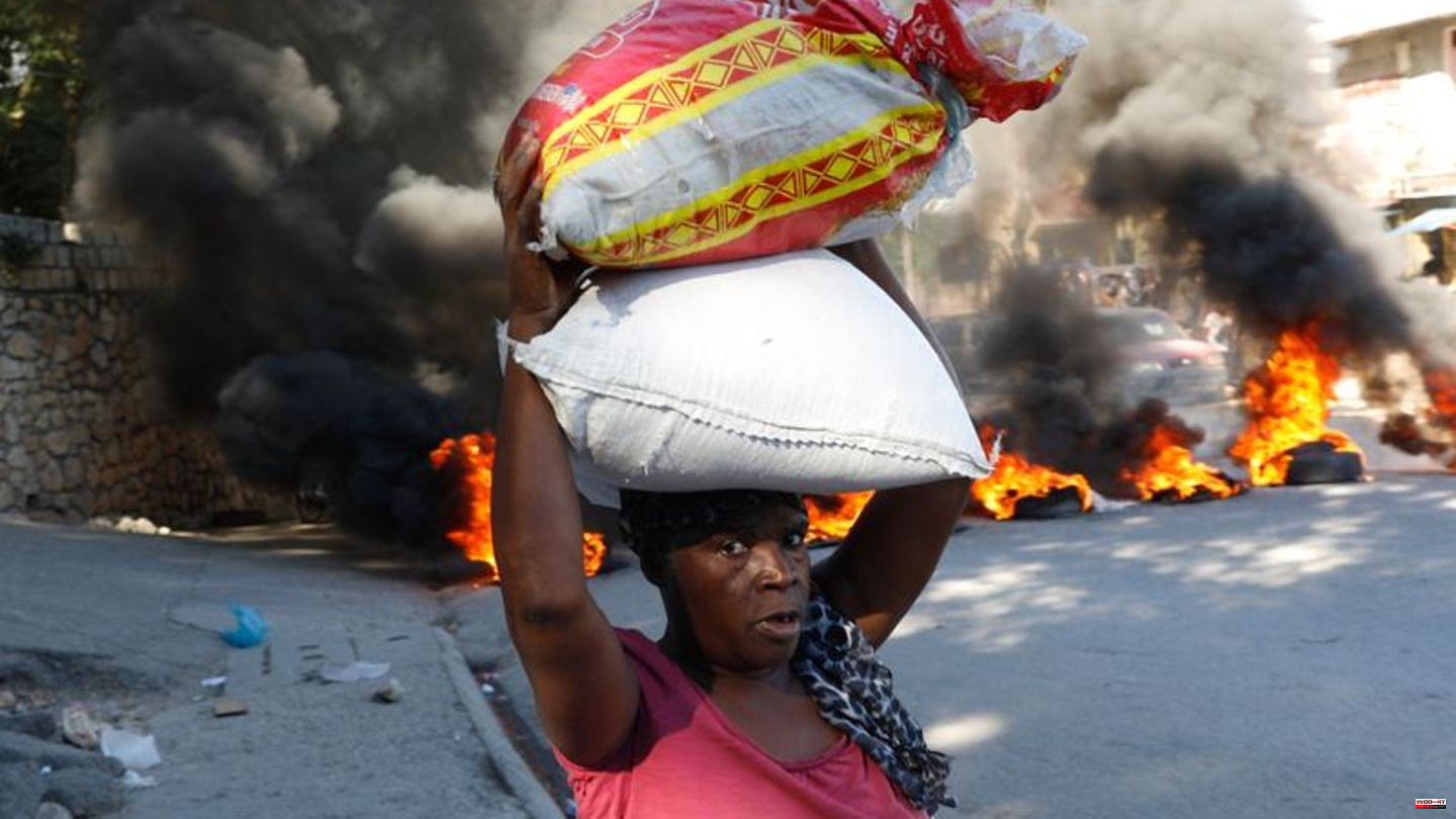 Conflicts: Protesters in Haiti demand the resignation of the prime minister