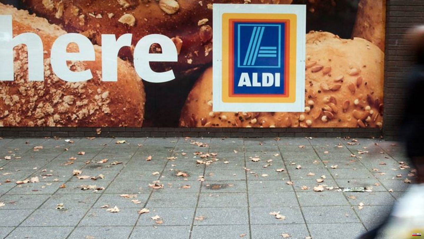 Discounters: Aldi and Lidl are expanding their UK business
