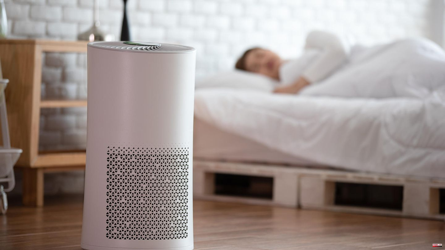 Reduce humidity: Mold in the bedroom: You can fight it with these methods