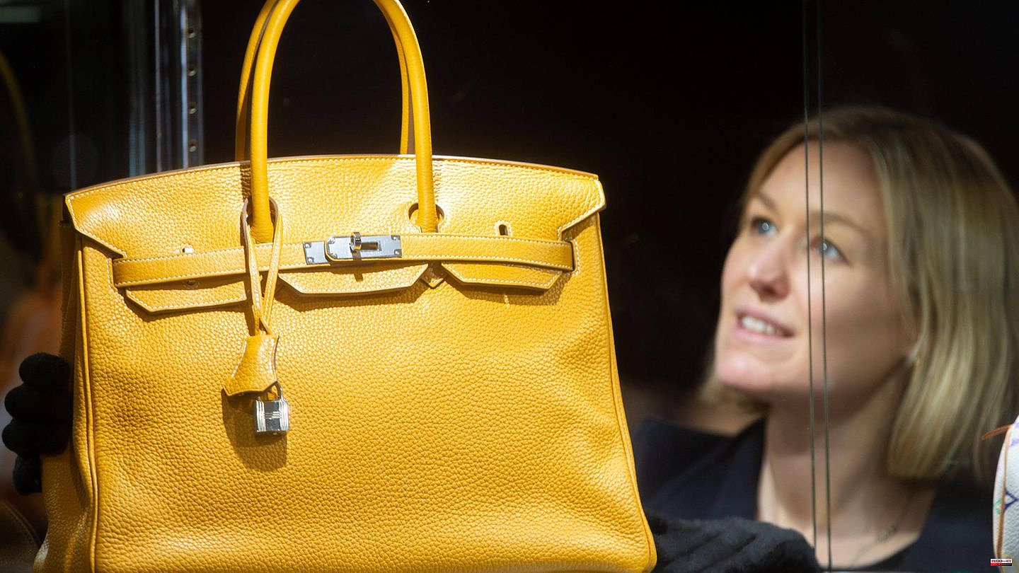 Luxury company: Customers are suing Hermès because they don't sell enough bags