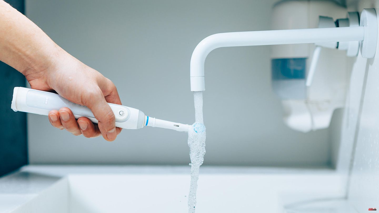 Limescale and dirt residue: Electric toothbrushes are also germ deterrents: This is how you improve oral hygiene