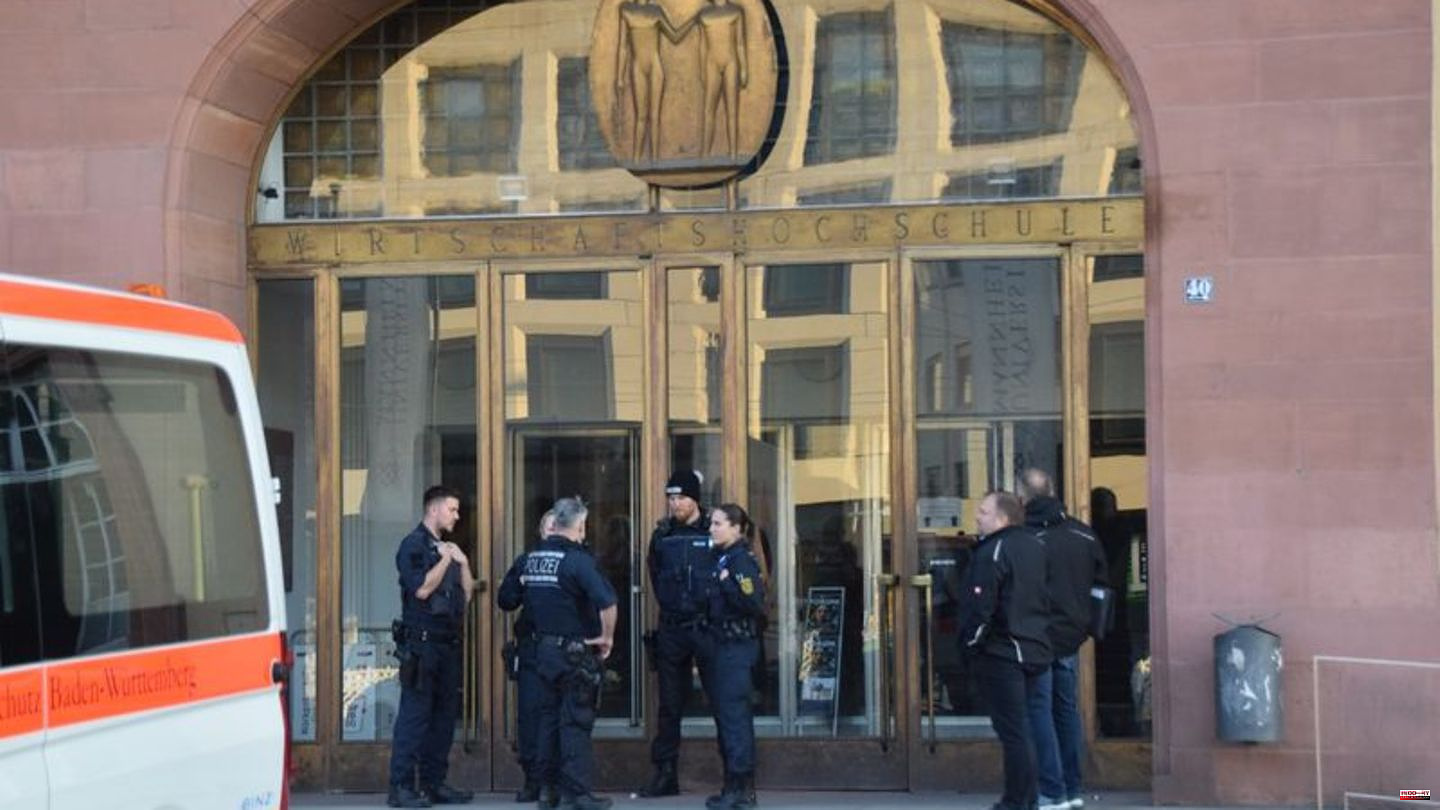 Mannheim: Police shoot at gunman in university library: dead