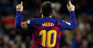 FC Barcelona saves Lionel Messi against Inter