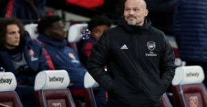 Ljungberg sing: Getting his first victory
