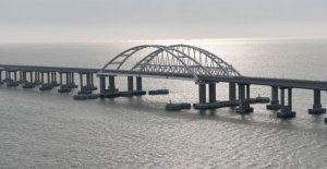 Putin inaugurates rekordlang railway bridge to the...