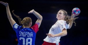 Russian håndboldkvinder stormer in the WORLD cup...