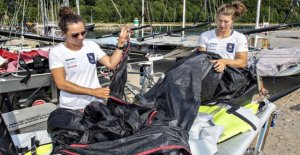 WORLD cup-sailors fighting brutal and internal struggle...