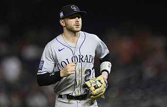 Red Sox sign Rockies' SS Trevor Story to play...