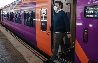 Renfe calls on the Government to implement tolls on highways to boost the train