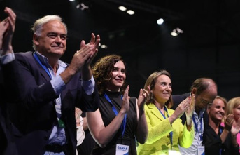 Ayuso elected president of the PP in Madrid with 99.12...