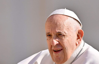 The Vatican confirms the visit of Pope Francis to...