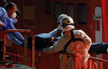 140 migrants and one deceased on board in the latest arrivals of pneumatics to the Canary Islands
