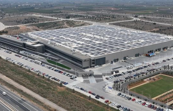 Power Electronics develops the largest self-consumption project with batteries in Spain