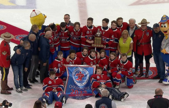The CH champion of the Quebec Pee-Wee Tournament