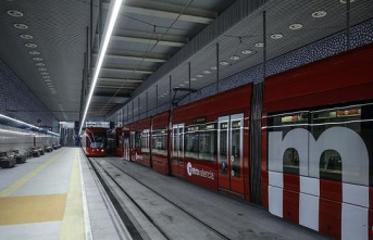 The new Line 10 of the Valencia Metro offers night...