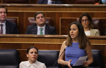 The PSOE applauds Belarra in Congress after attacking Juan Carlos I